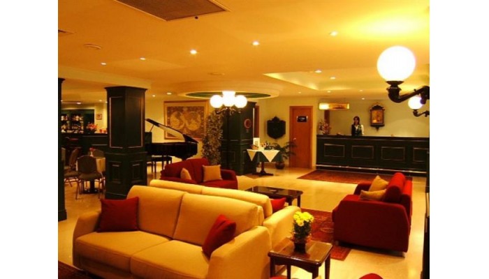 Hotel Crown poza 2