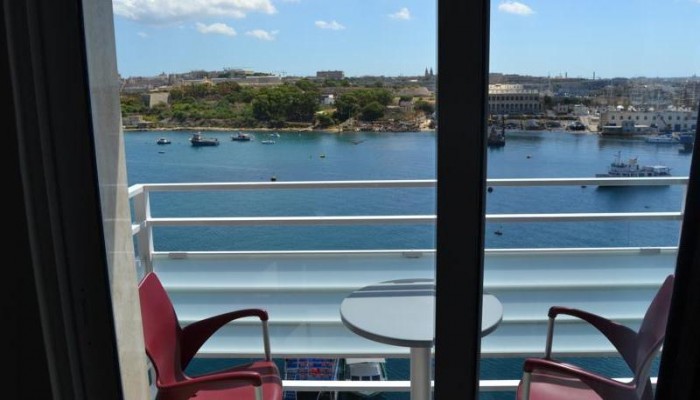 Pebbles Aparthotel poza 8