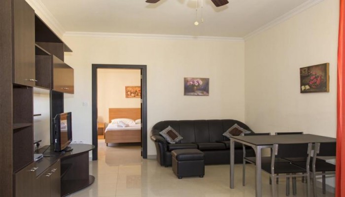 Belmont Court Apartments poza 5