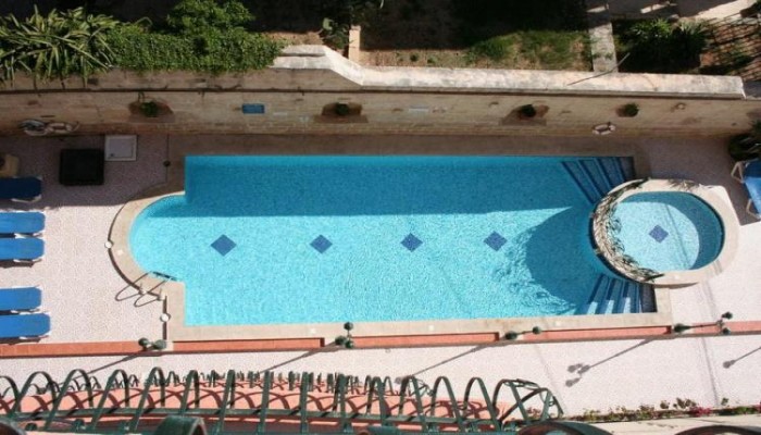 White Dolphin Holiday Complex poza 13