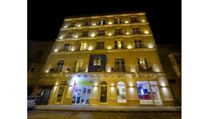 Blubay Apartments poza 0