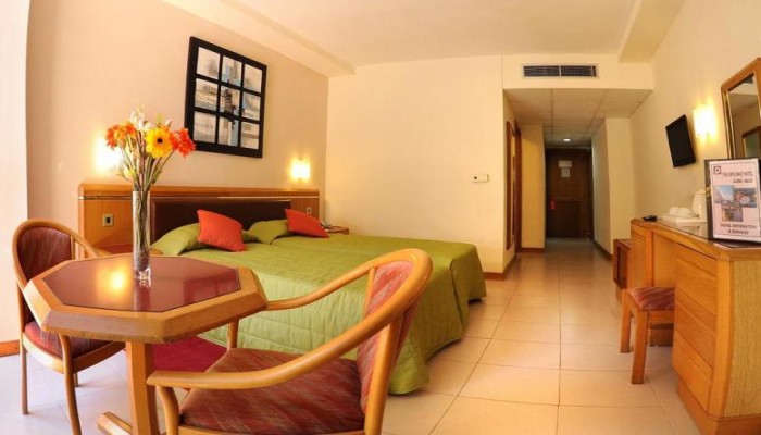 Hotel Diplomat poza 1