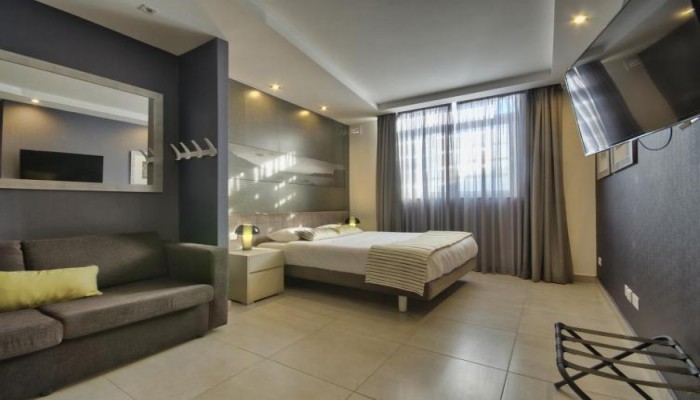 Hotel Jules Suites poza 3
