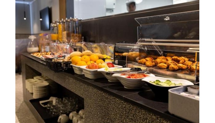 The Londoner Hotel St. Julian's poza 9